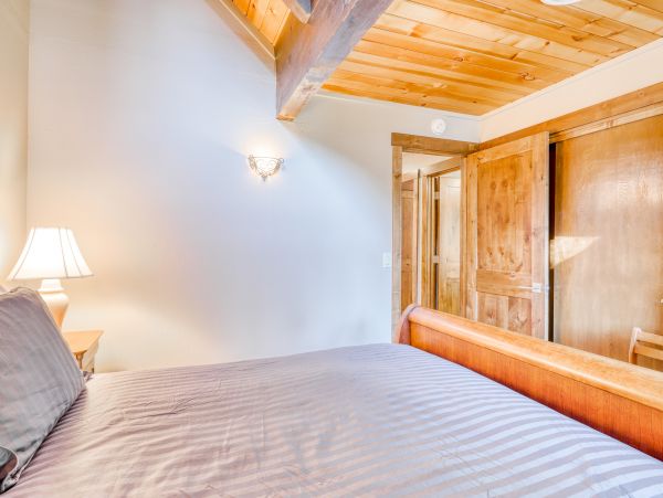 Lake Tahoe South Shore Home 981476