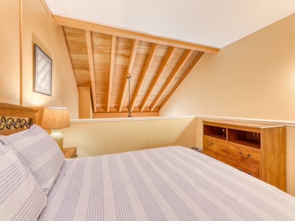 Lake Tahoe South Shore Home 981477