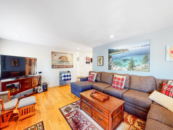 Lake Tahoe South Shore Home 981478