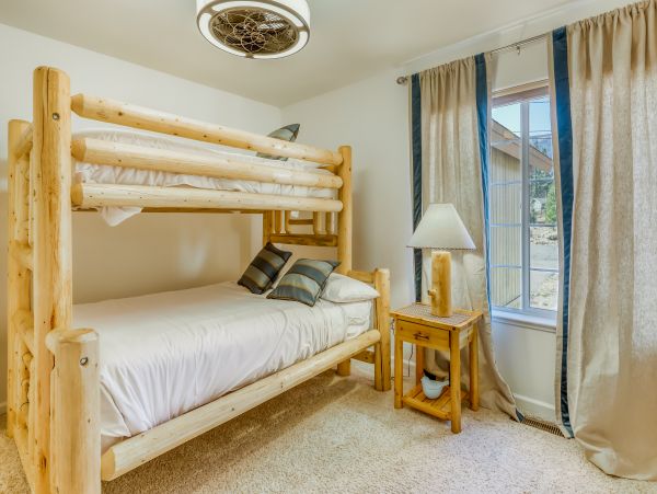 Lake Tahoe South Shore Home 981488