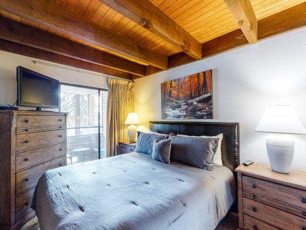 Lake Tahoe South Shore Home 981496