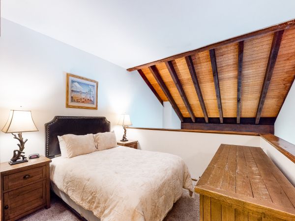 Lake Tahoe South Shore Home 981496