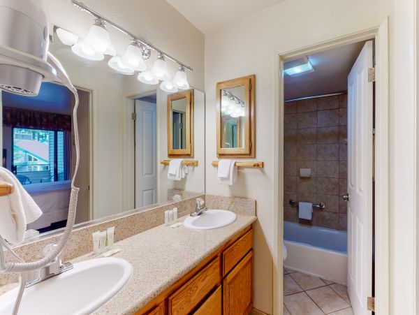 Lake Tahoe South Shore Home 981501