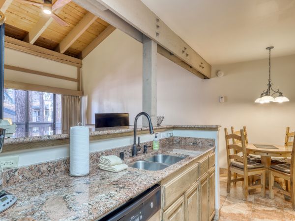 Lake Tahoe South Shore Home 981505