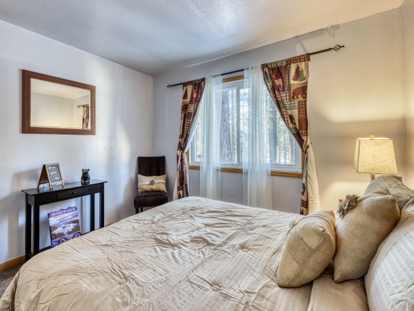 Lake Tahoe South Shore Home 981507