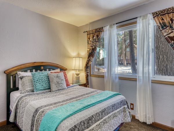 Lake Tahoe South Shore Home 981507