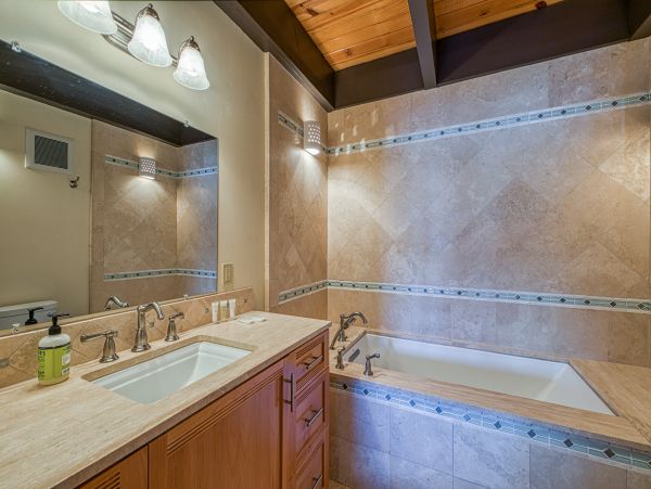 Lake Tahoe South Shore Home 981509
