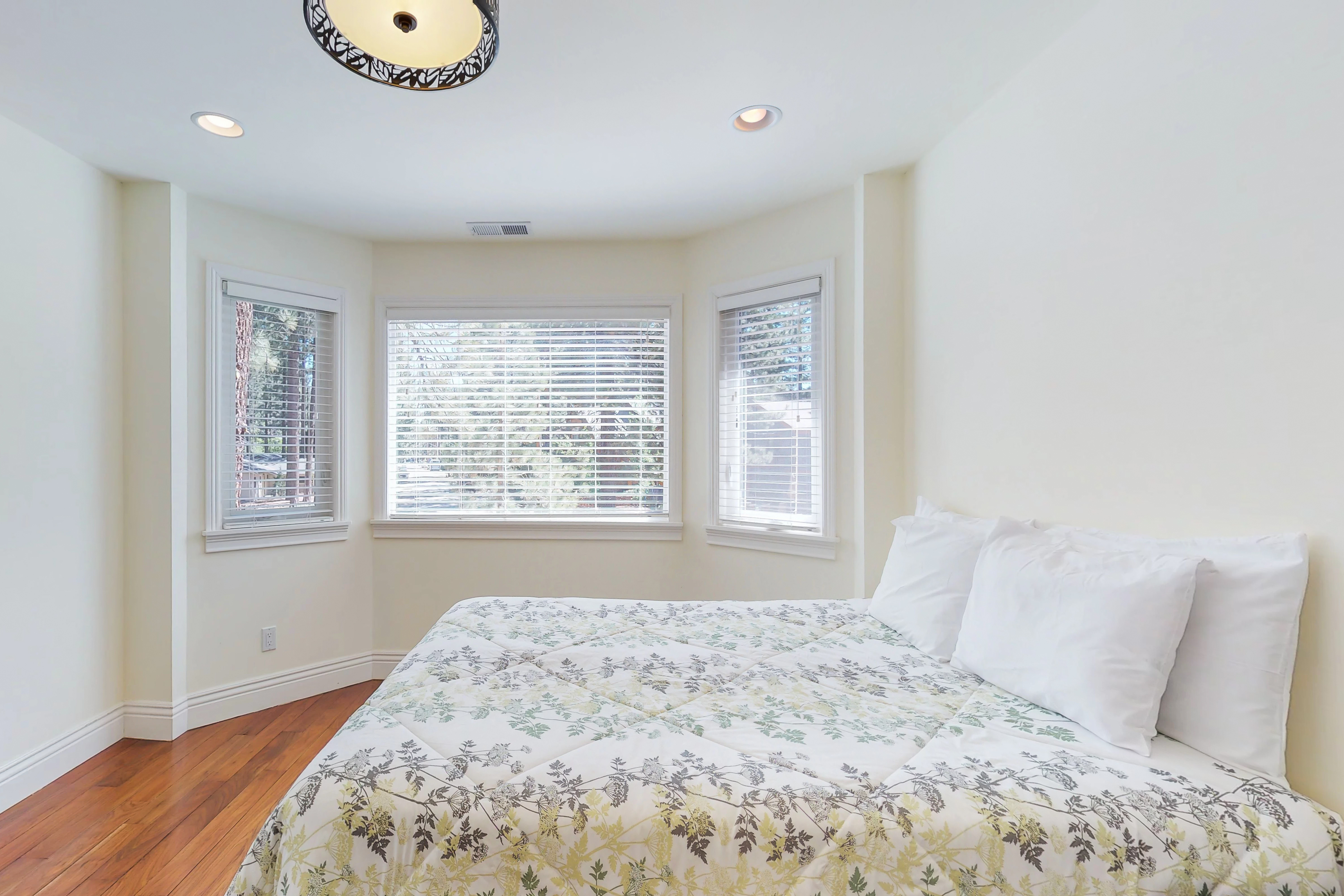 Lake Tahoe South Shore Home 981522