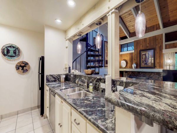 Lake Tahoe South Shore Home 981525