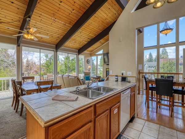 Lake Tahoe South Shore Home 981527
