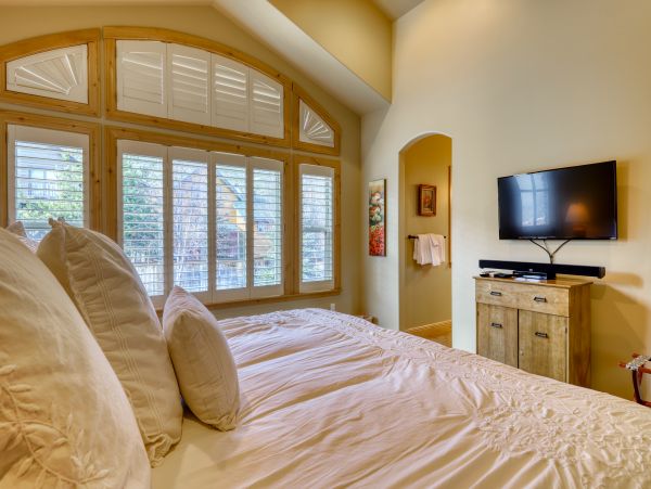 Lake Tahoe South Shore Home 981529