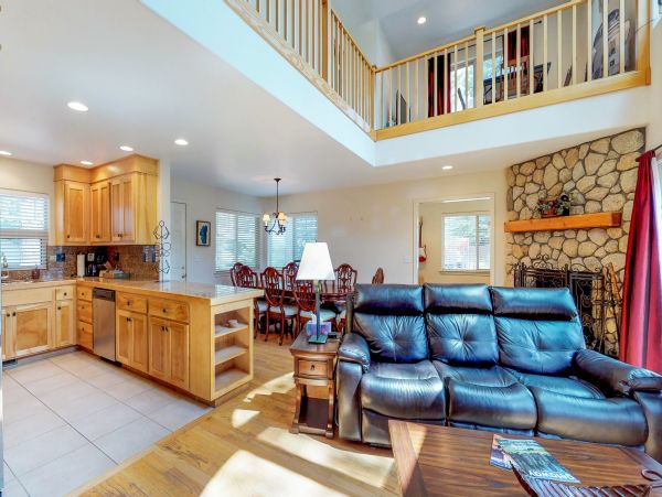 Lake Tahoe South Shore Home 981530