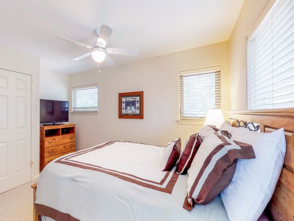 Lake Tahoe South Shore Home 981530