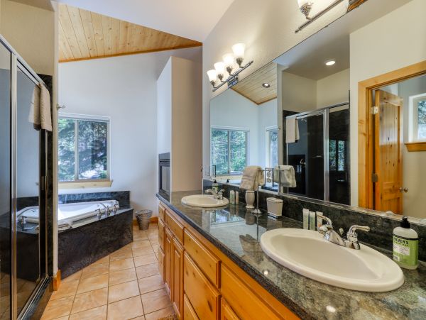 Lake Tahoe South Shore Home 981535