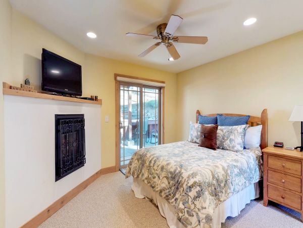 Lake Tahoe South Shore Home 981541