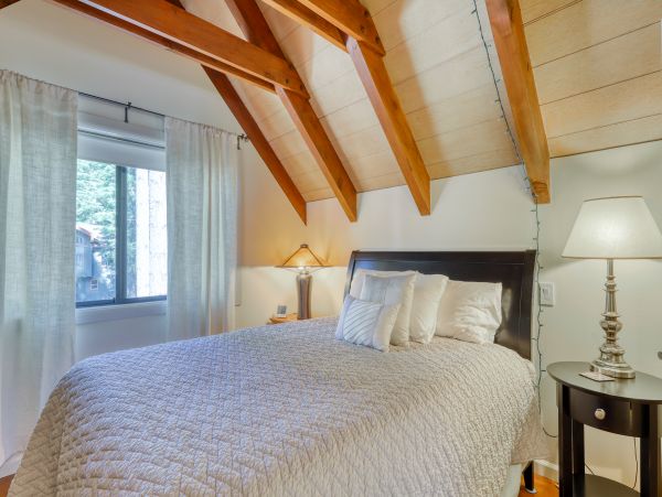 Lake Tahoe South Shore Home 981561