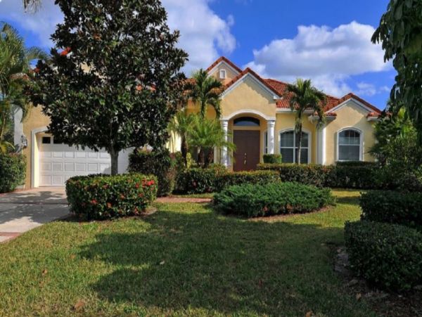 Exclusive Bird Key Vacation home