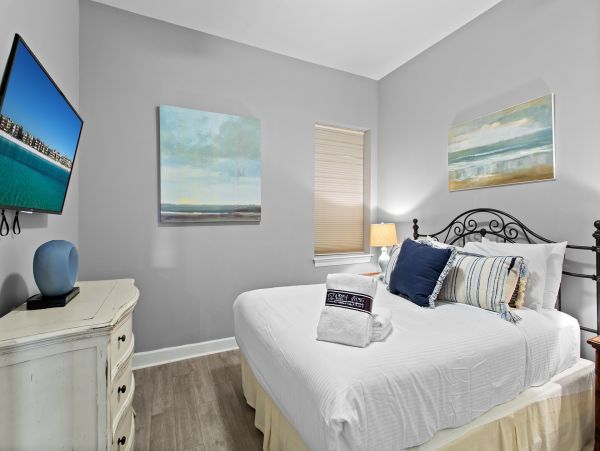 Three Bedroom Condo in the heart of Scenic 30A