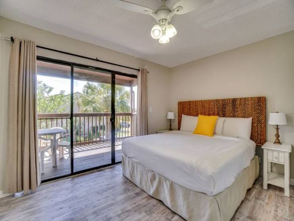 Cozy Vacation Rental with 2 Bedrooms in Panama City Beach