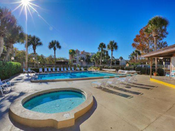 Cozy Vacation Rental with 2 Bedrooms in Panama City Beach