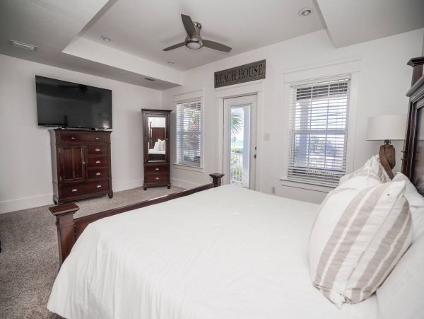 Fabulous Beach home with incredible unobstructed beach & gulf views