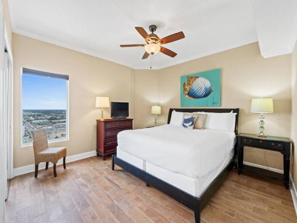 Panama City Beachfront Vacation Rental  4 Bedroom Luxury Condo with Gulf Views