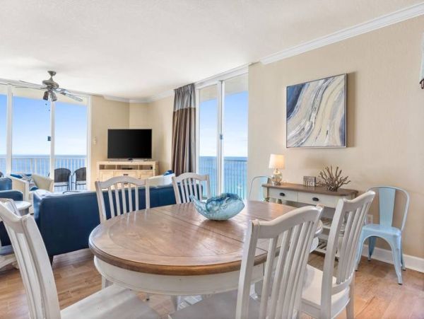 Panama City Beachfront Vacation Rental  4 Bedroom Luxury Condo with Gulf Views