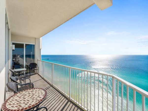 Panama City Beachfront Vacation Rental  4 Bedroom Luxury Condo with Gulf Views