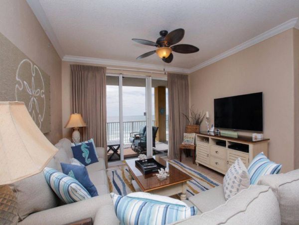 Lovely Three Bedroom Beach Condo Sleeps 8