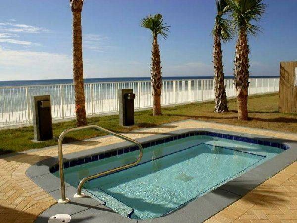 Lovely Three Bedroom Beach Condo Sleeps 8