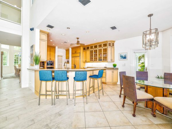 Captiva Bayfront Home with Boat Dock - Walk to Beach
