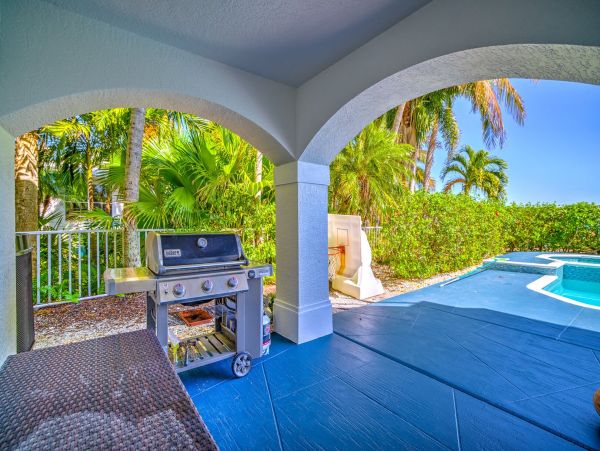 Captiva Bayfront Home with Boat Dock - Walk to Beach