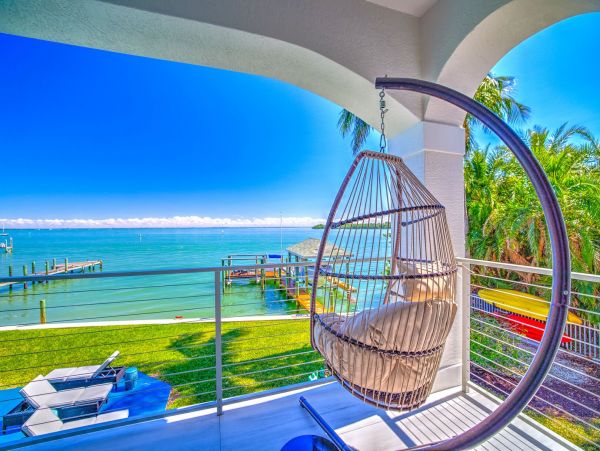 Captiva Bayfront Home with Boat Dock - Walk to Beach