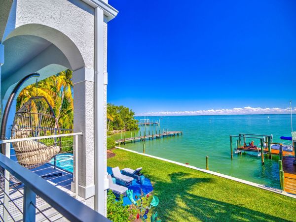 Captiva Bayfront Home with Boat Dock - Walk to Beach