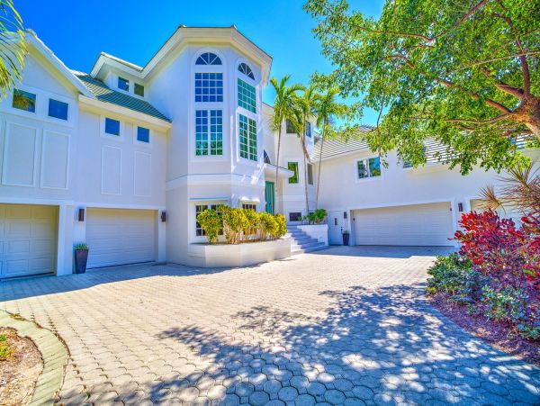 Captiva Bayfront Home with Boat Dock - Walk to Beach