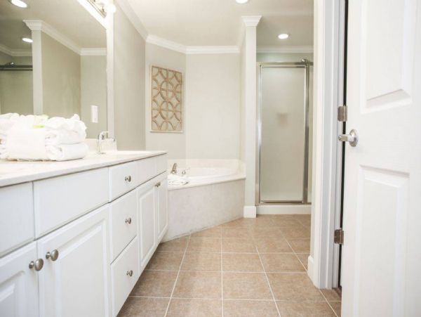 Oceanfront Condominium Sleeps 12
