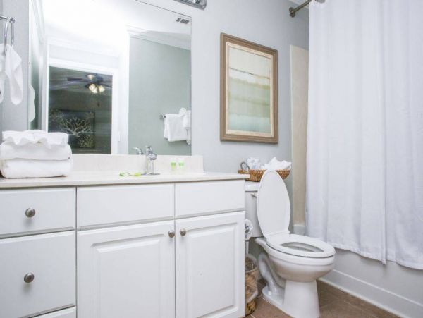 Oceanfront Condominium Sleeps 12