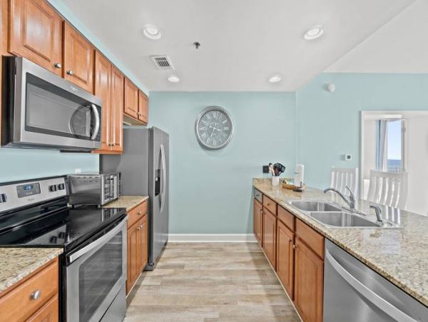 Panama City Beachfront Condo  4 Bedroom Luxury Vacation Rental with Gulf Views