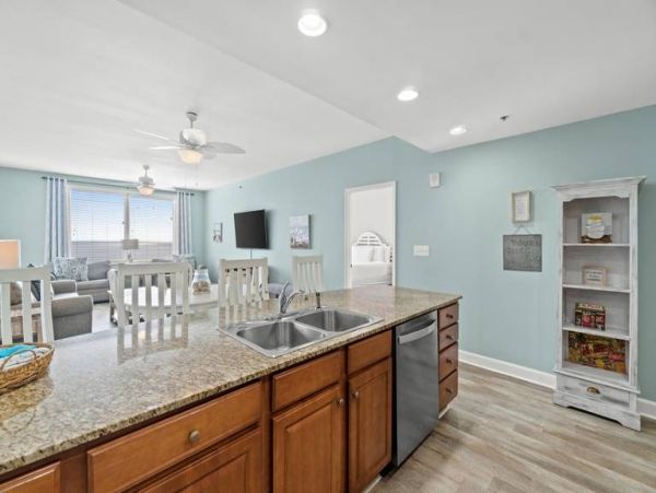 Panama City Beachfront Condo  4 Bedroom Luxury Vacation Rental with Gulf Views