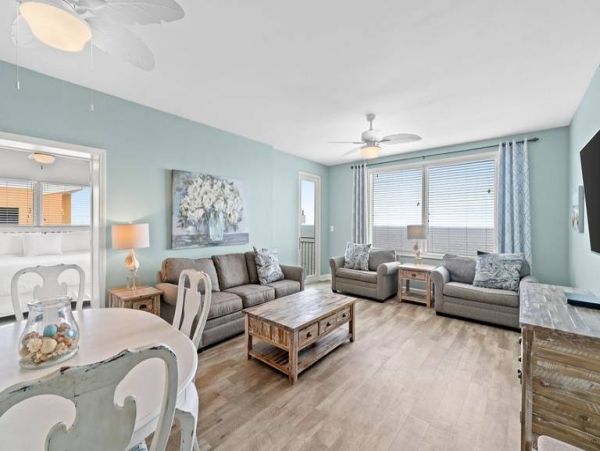 Panama City Beachfront Condo  4 Bedroom Luxury Vacation Rental with Gulf Views