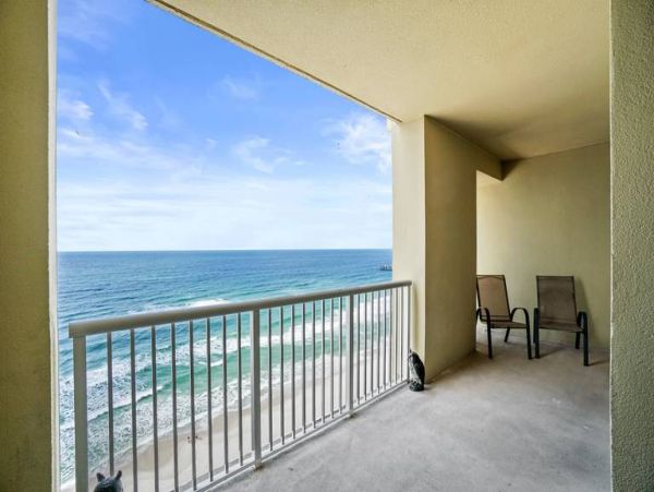 Charming Gulf-Front Escape - 2 Bedrooms + Bunk Nook in Panama City Beach