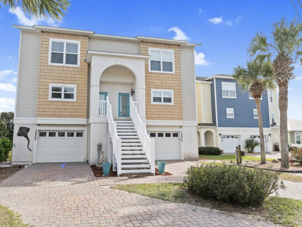 Panama City Beach Four Bedroom Lakeside Vacation Home
