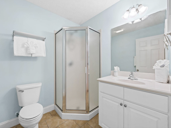 Panama City Beach Four Bedroom Lakeside Vacation Home