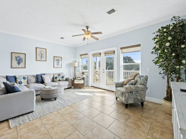 Panama City Beach Four Bedroom Lakeside Vacation Home