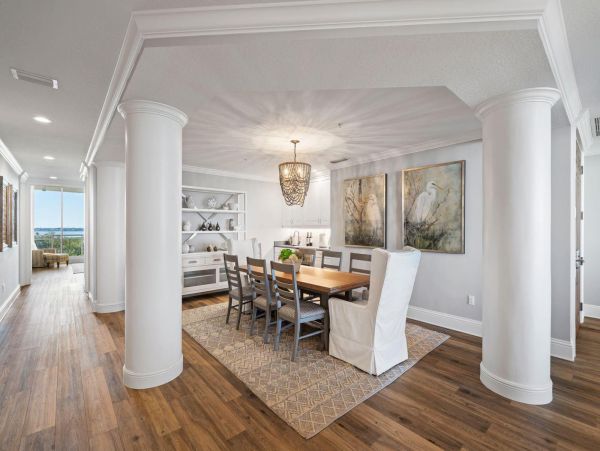 Lido Key Vacation Condo Short Walk to Beach Gulf Views