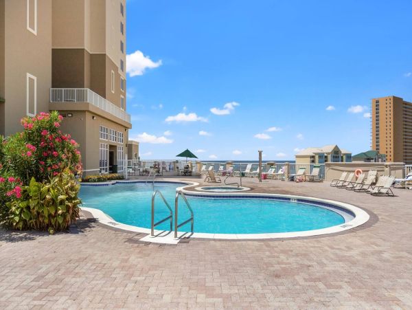 Luxurious Beachfront Penthouse in Panama City Beach - Family-Friendly Getaway