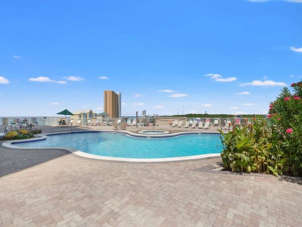 Luxurious Beachfront Penthouse in Panama City Beach - Family-Friendly Getaway