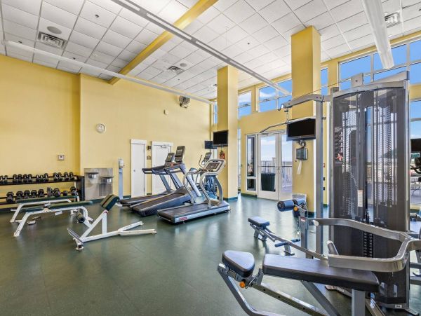 Luxurious Beachfront Penthouse in Panama City Beach - Family-Friendly Getaway