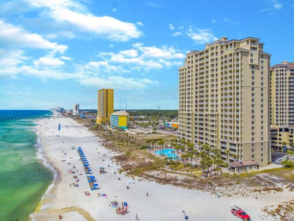 Luxurious Beachfront Penthouse in Panama City Beach - Family-Friendly Getaway