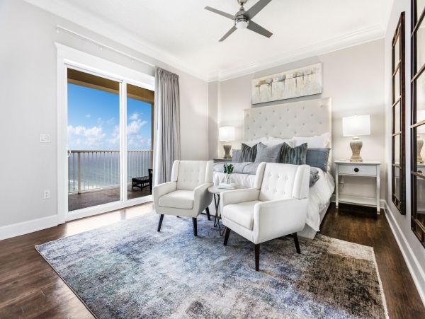 Luxurious Beachfront Penthouse in Panama City Beach - Family-Friendly Getaway